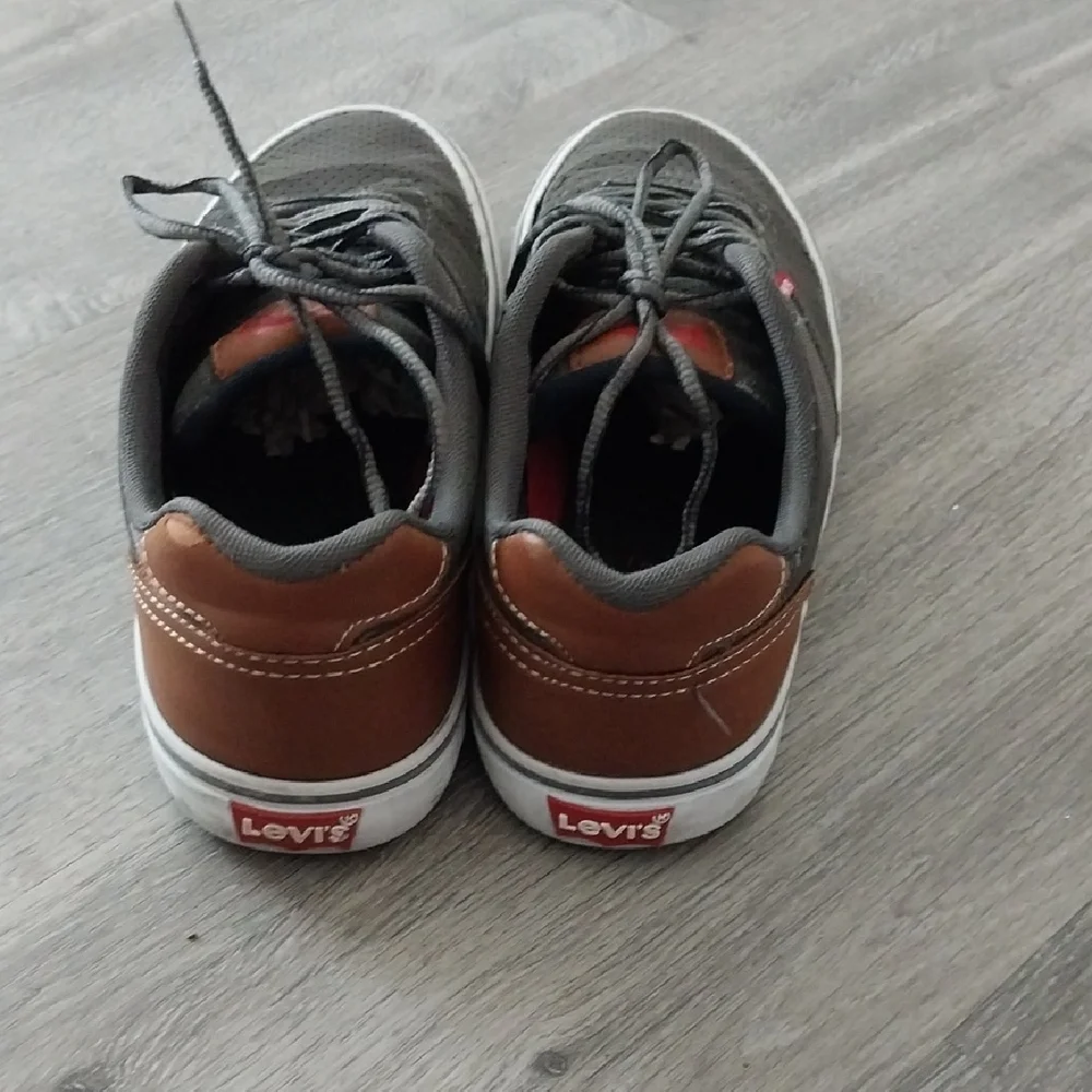 Levi's Men's Gray and Brown Casual Sneakers